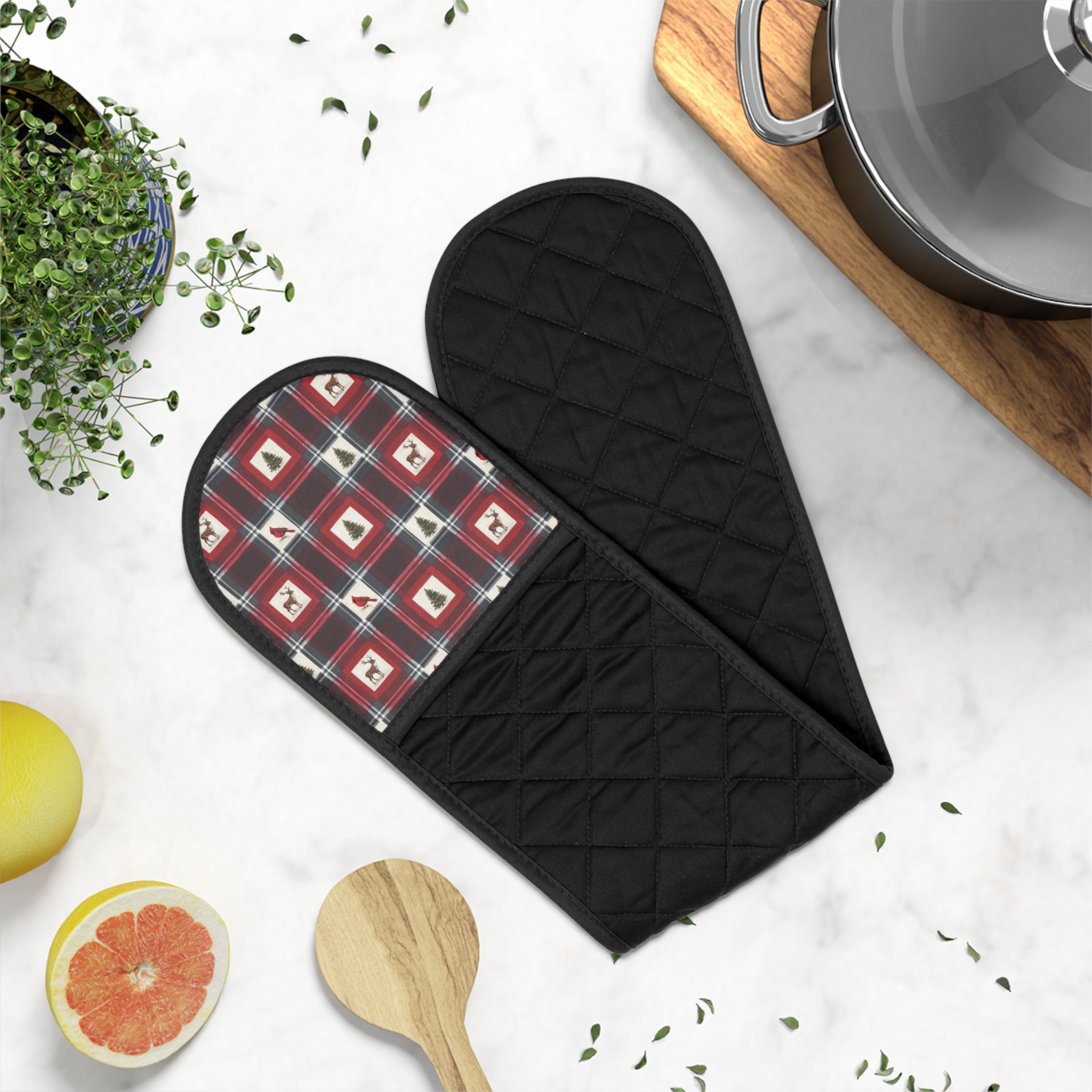 Buffalo Plaid Reindeer Oven Mitt, Red and Black Christmas Double Oven Glove, Cabin Baker Gift - Image 3