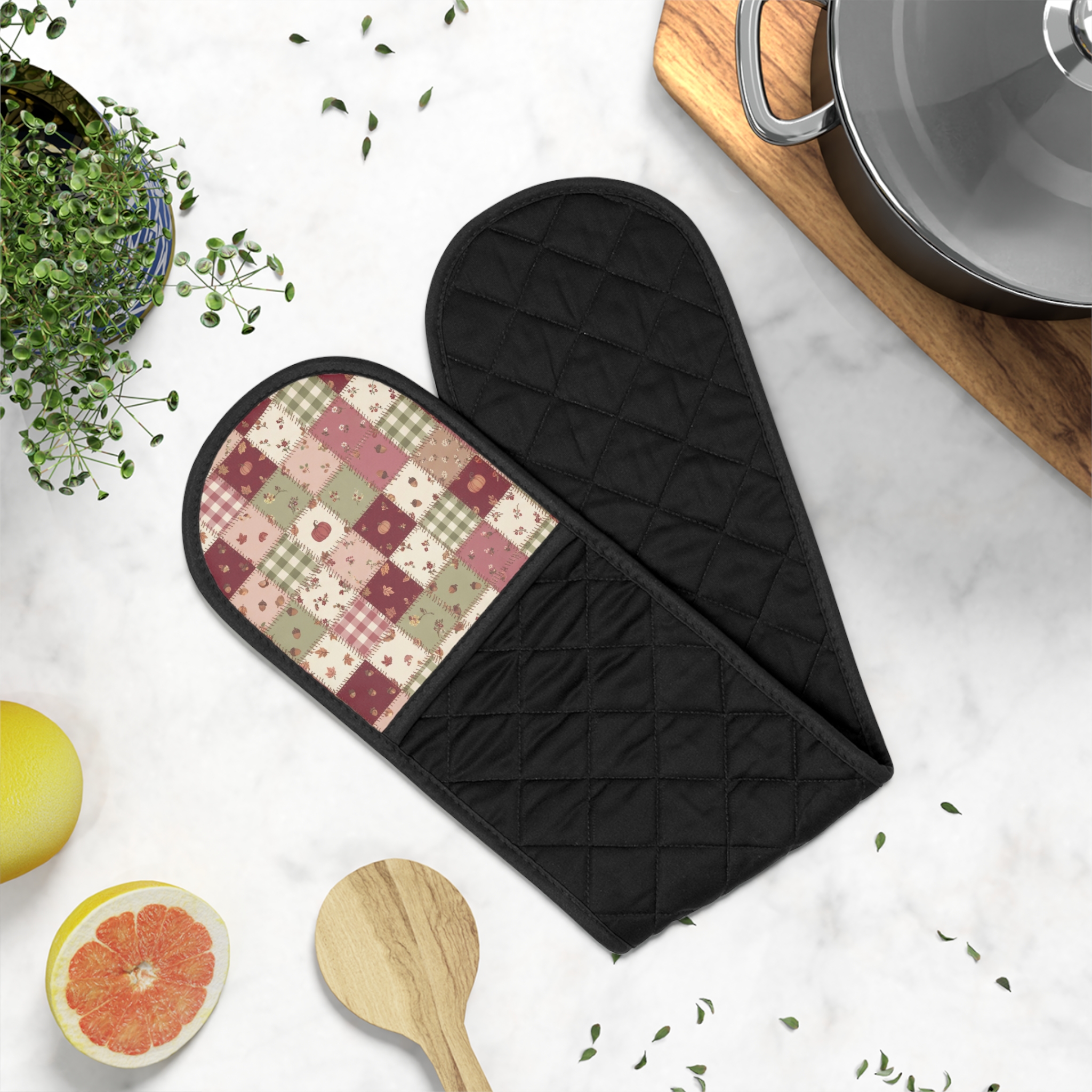 Rose Patchwork Oven Mitt, Fall Quilt Look Double Oven Glove, Farmhouse Thanksgiving Kitchen Gift - Image 3